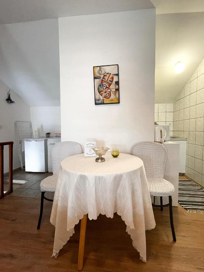 Jenny'S Apartment موستار المظهر الخارجي الصورة